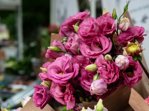 bouquet di lisianthus fucsia e rosa