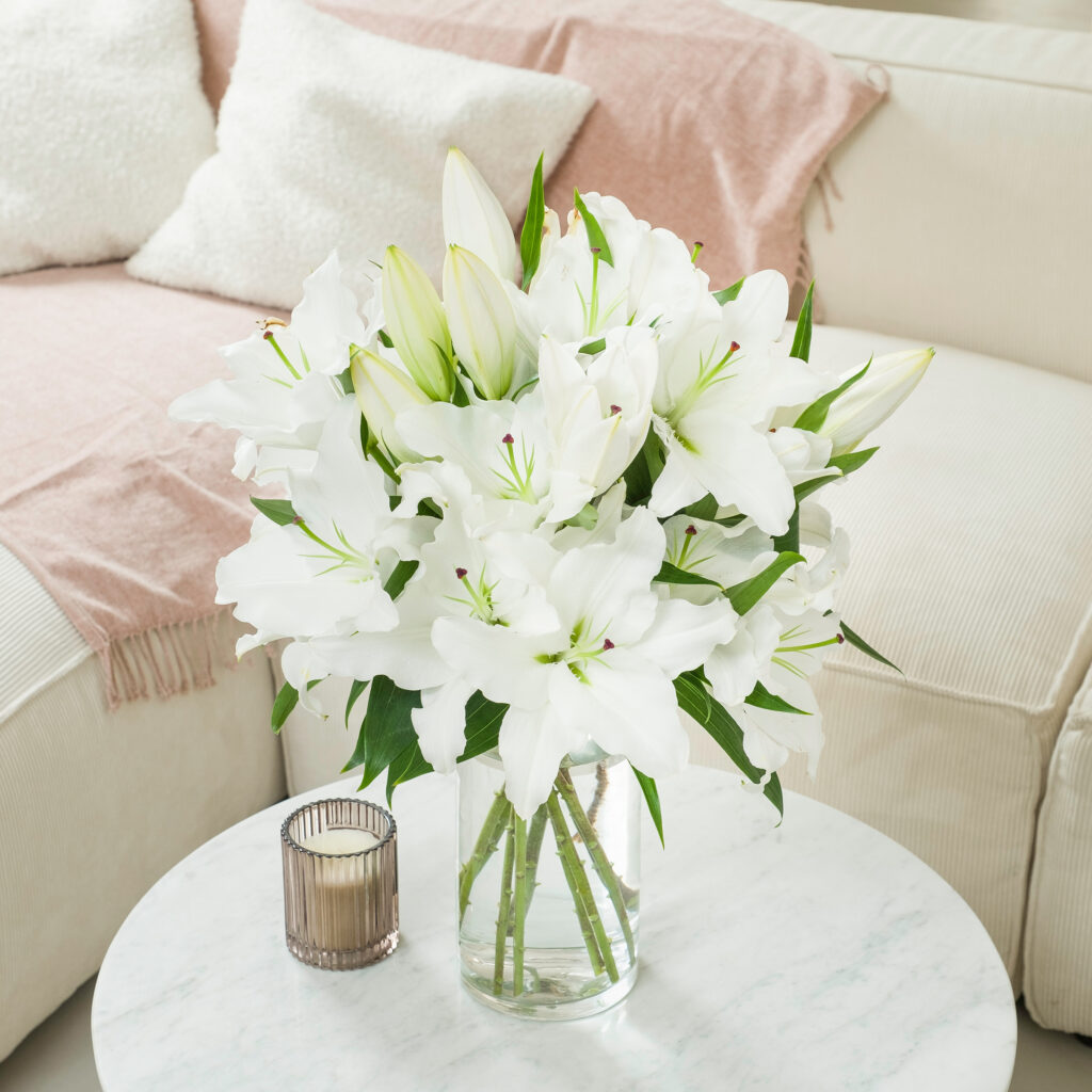 Bouquet di gigli bianchi
